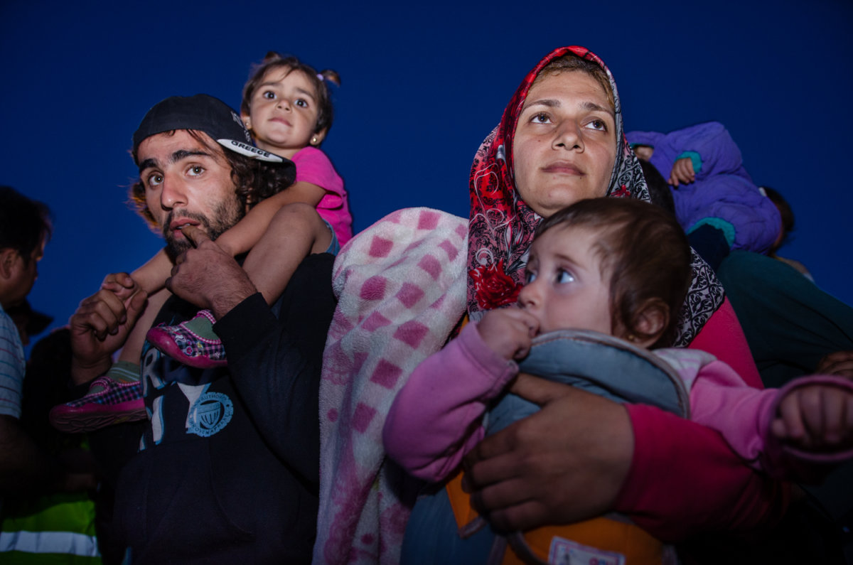 Fading Hopes: Röszke Refugee Field-camp - Hou Hedayat