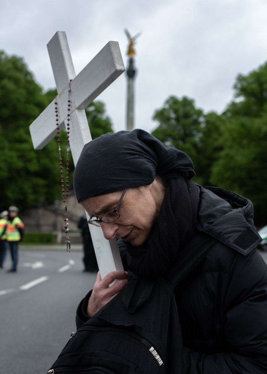 fundamentalism &#8211; ongoing - Hou Hedayat